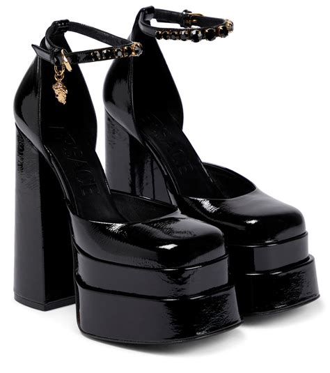 hohe schuhe damen versace black medusa|versace satin platform pumps.